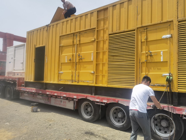 江北除了负载情况和发动机维护，还有哪些因素会影响 200kw 柴油发电机的油耗？